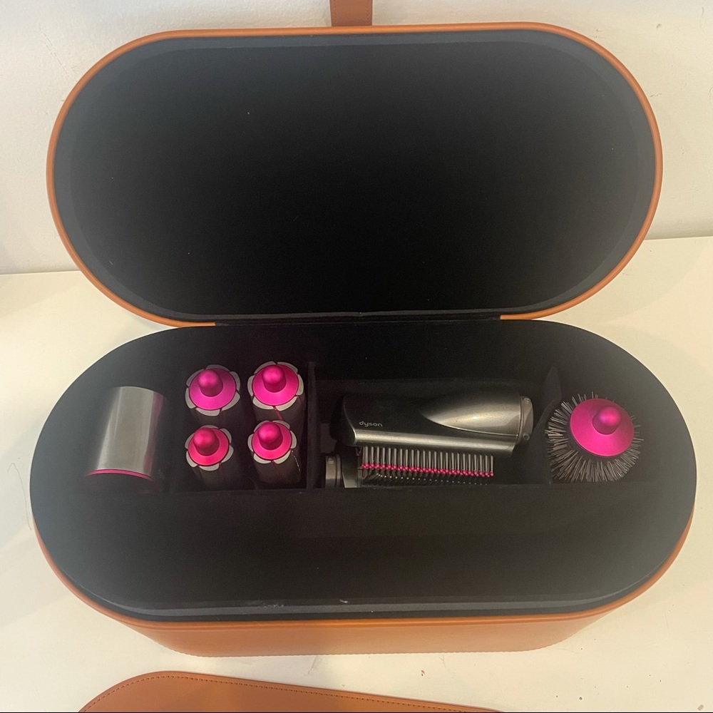 Dyson Airwrap BOX AND ATTACHMENTS ONLY